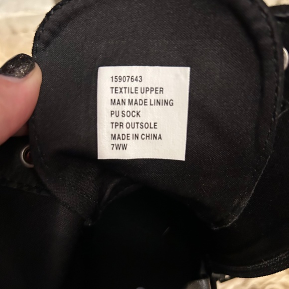 Stevie Chunky Combat Boot - Rhinestone Black (WW) Torrid - Picture 9 of 10